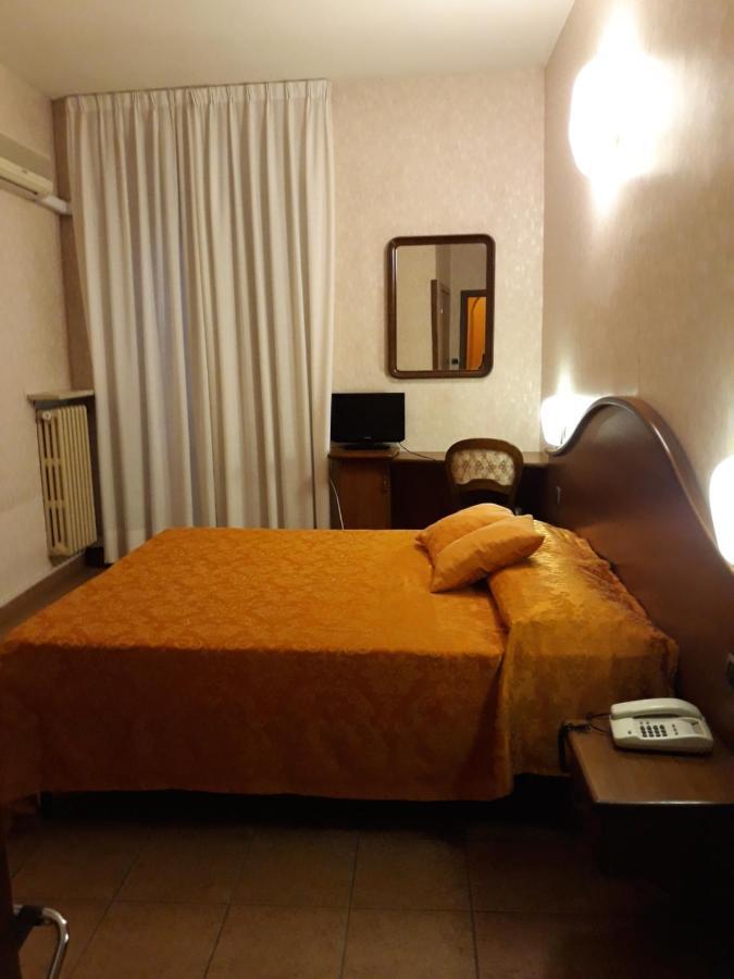 Hotel Cavour Verona Ngoại thất bức ảnh