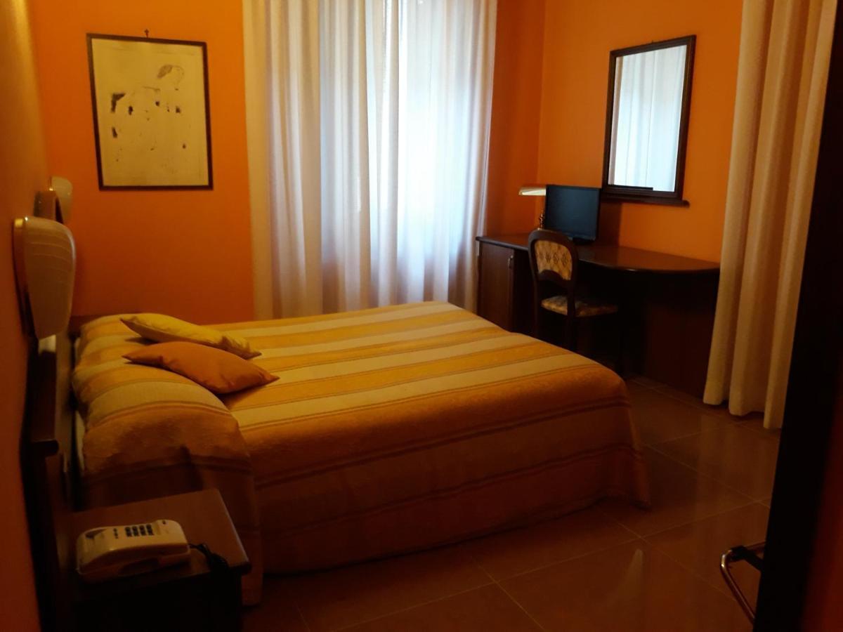 Hotel Cavour Verona Ngoại thất bức ảnh