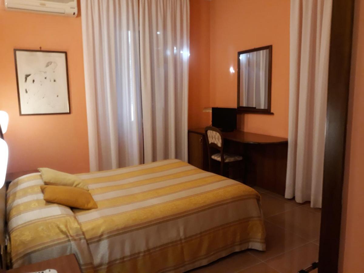 Hotel Cavour Verona Ngoại thất bức ảnh